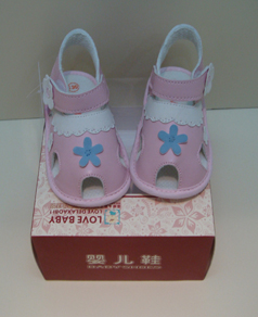 ���乫��Ь