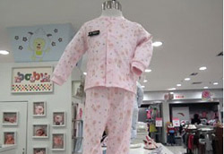 ��һ��ͯ�b�P(gu��n)��(��i)��ͯ���L(zh��ng)