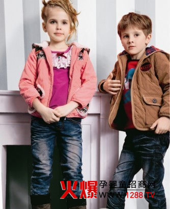 С������ͯ�b �o����һƬ�옷(l��)�{(l��n)��