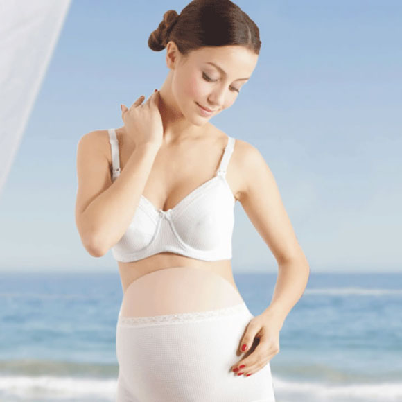 繆尚yunf白色內(nèi)衣