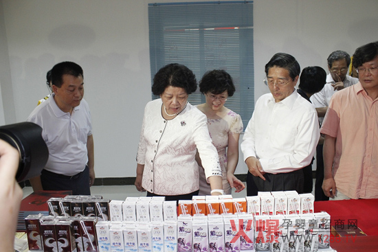 ȫ���D(li��n)��ϯ������W�R������I(y��)ҕ��ָ��(d��o)�����D��