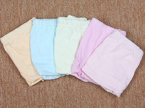 十月情yunf內(nèi)褲粉