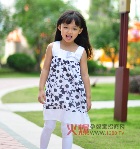 С�܌����Đ�(��i)�����r(sh��)��С�~(y��)ͯ�b