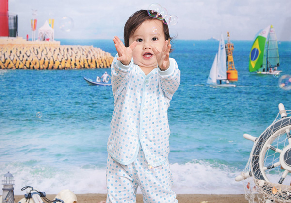 ��ؐ���{(l��n)ɫ�c(di��n)���(n��i)�����b