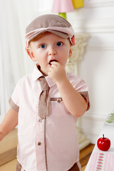 ����¿��r����ɫ