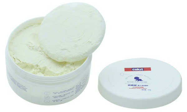 俏蜻蜓yinge有機(jī)紫草祛痱粉