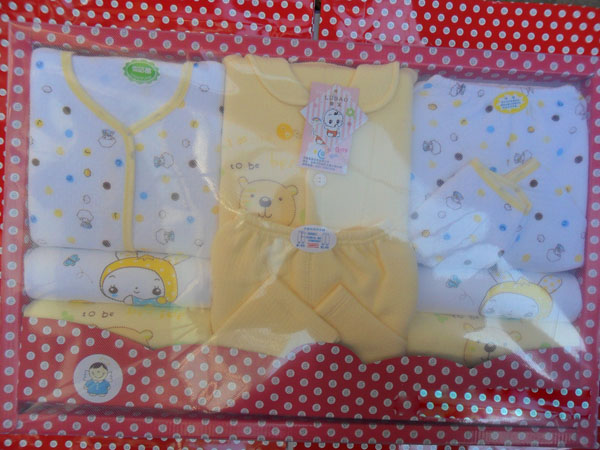 魯寶黃色yinge內(nèi)衣套裝