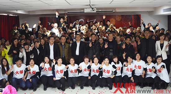 �������𱬻���