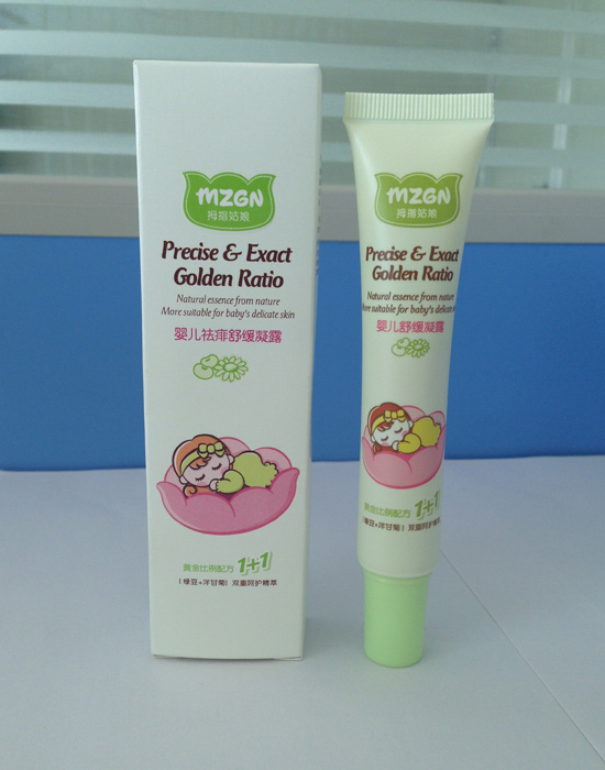 拇指姑娘yinge祛痱舒緩凝露