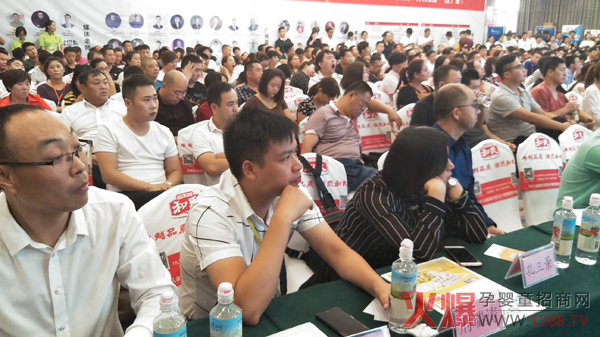 ����Ȼ���oĸ�����۷������վ�����չ�