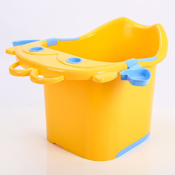 卡其熊卡通浴桶.jpg 卡其熊卡通浴桶.jpg