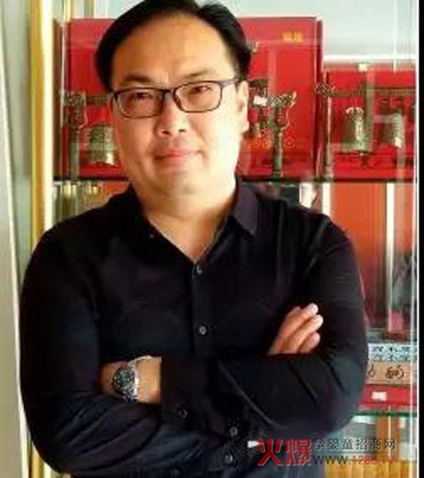 12����أ�����������Ϻ����׽��ܱ���ĸ��Ʒ�Ƶİl(f��)չ֮������������ĸ�����۷������վ!