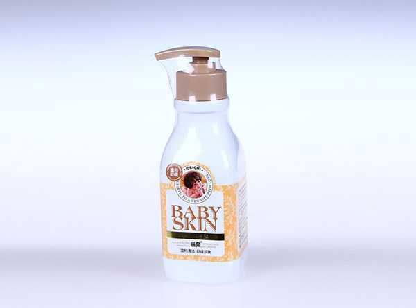 麗親yinge沐浴露.jpg 麗親yinge沐浴露.jpg