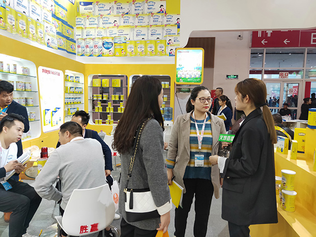 媽咪愛貝嬰可藥食同源營養(yǎng)品2019北京京正展會現(xiàn)場.jpg 媽咪愛貝嬰可藥食同源營養(yǎng)品2019北京京正展會現(xiàn)場.jpg