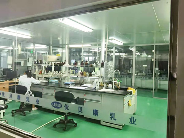 探訪每嘉工廠之旅 見(jiàn)證高品質(zhì)奶粉的誕生2.jpg