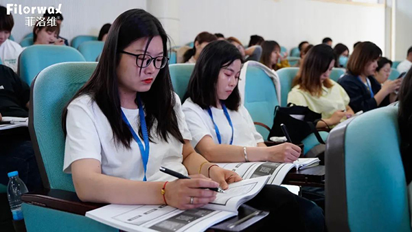 菲洛維HES菁英伙伴專業(yè)學(xué)術(shù)峰會南京站9.jpg 菲洛維HES菁英伙伴專業(yè)學(xué)術(shù)峰會南京站9.jpg