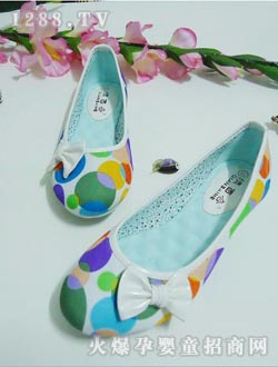 ���yunf����Ь