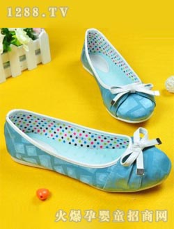 �\�{ɫyunf����Ь