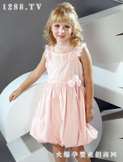 ���׬�����ɫ�B��ȹ