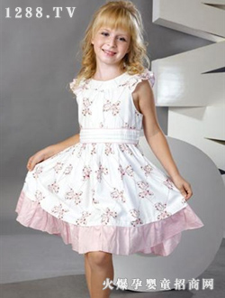 ���׬�����ɫ�B��ȹ