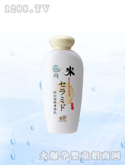 �H���������B(y��ng)���w��