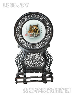 �H�Ӟ�̥ë�C���N���V