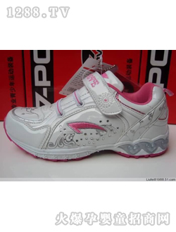 �߲��x��ɫ�\(y��n)��(d��ng)Ь