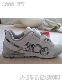 �߲��x�r(sh��)��ŮЬ