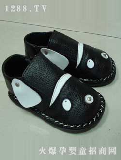 ��߸ͯ�ӄ�(d��ng)��yinge�W(xu��)��Ь