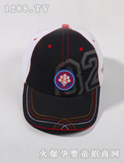 ���Ѻ�ɫ����ñ