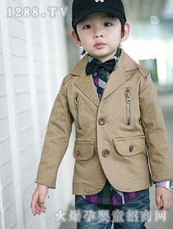 �|����܇(ch��)��ɫ���e����