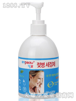 Ӣ����Ʒһ��(j��)ϴ�����{(l��n)ƿ