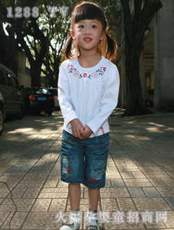 �����ܰ�ɫ�A�I(l��ng)Ůͯ�r��