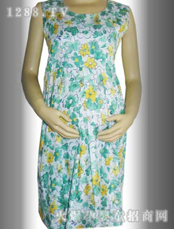 �ζ�{ɫ���yyunf�B��ȹ