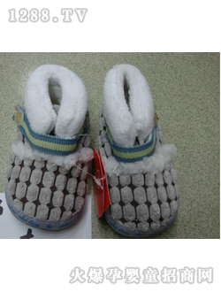 麗嬰房灰色塊yinge鞋