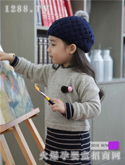 С�ɘ���ɫŮͯë��