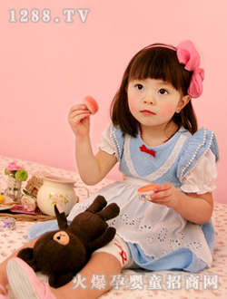 С�ɘ���ɫ���b