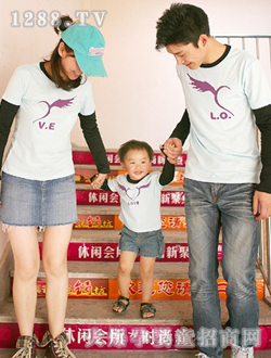 С�ɘ���ɫ�r���H���b