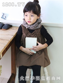 С�ɘ���ɫ����