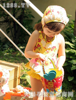 С�ɘ��Sɫ����