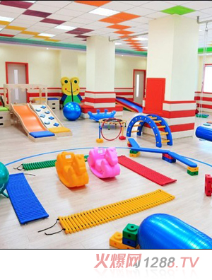 �R����̙C����(n��i)��չʾ