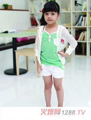 �{ɫ�������e���e���b