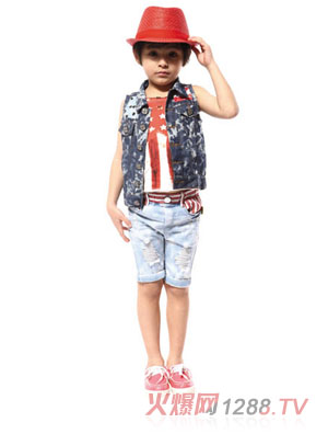 �����ݿɐ�(��i)��ͯ���b