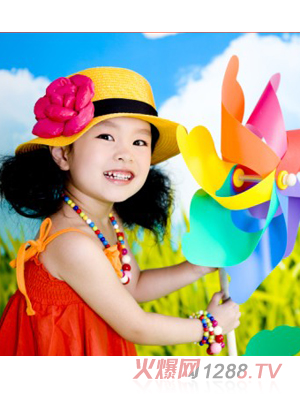 �ͰͰְ��濨���ĉ�(m��ng)�zӰ