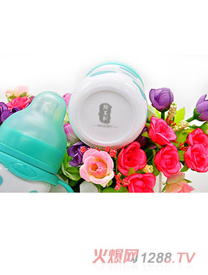 ؐ˹�Ȼòʴɮ��Ό����Ԅ���ƿ�Gɫ