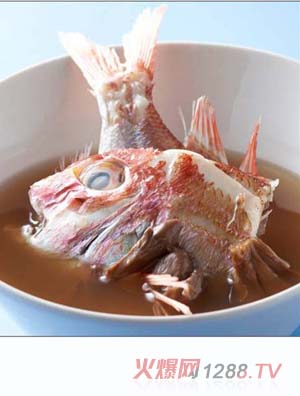 �������~��