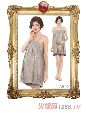 �����伃�y�C����ݗ���A81X